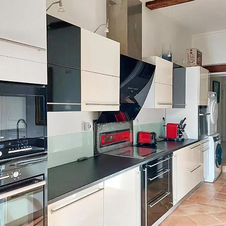 Dom wakacyjny 3 Bedroom Awesome In *