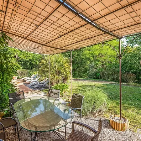 3 Bedroom Awesome In Marquefave