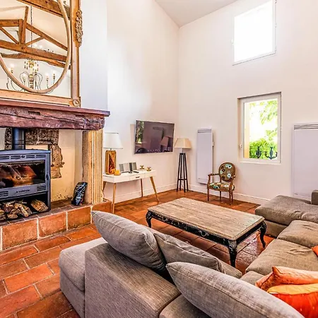 3 Bedroom Awesome In *