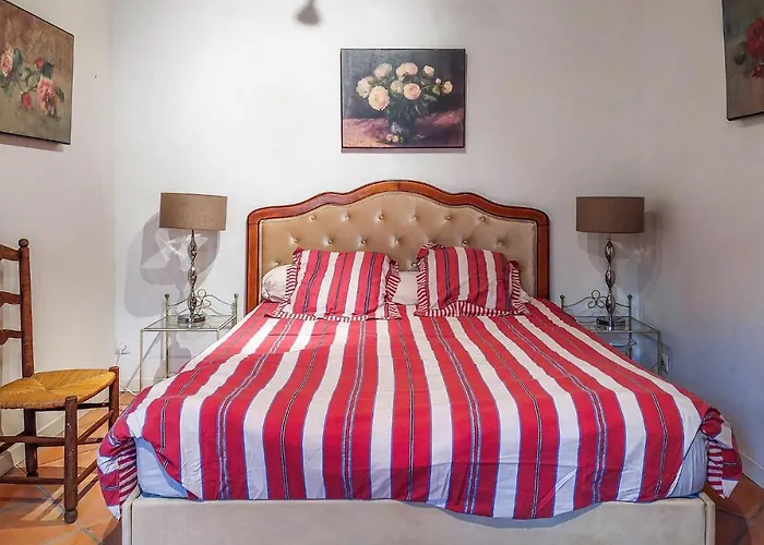 3 Bedroom Awesome In Prázdninový dům *